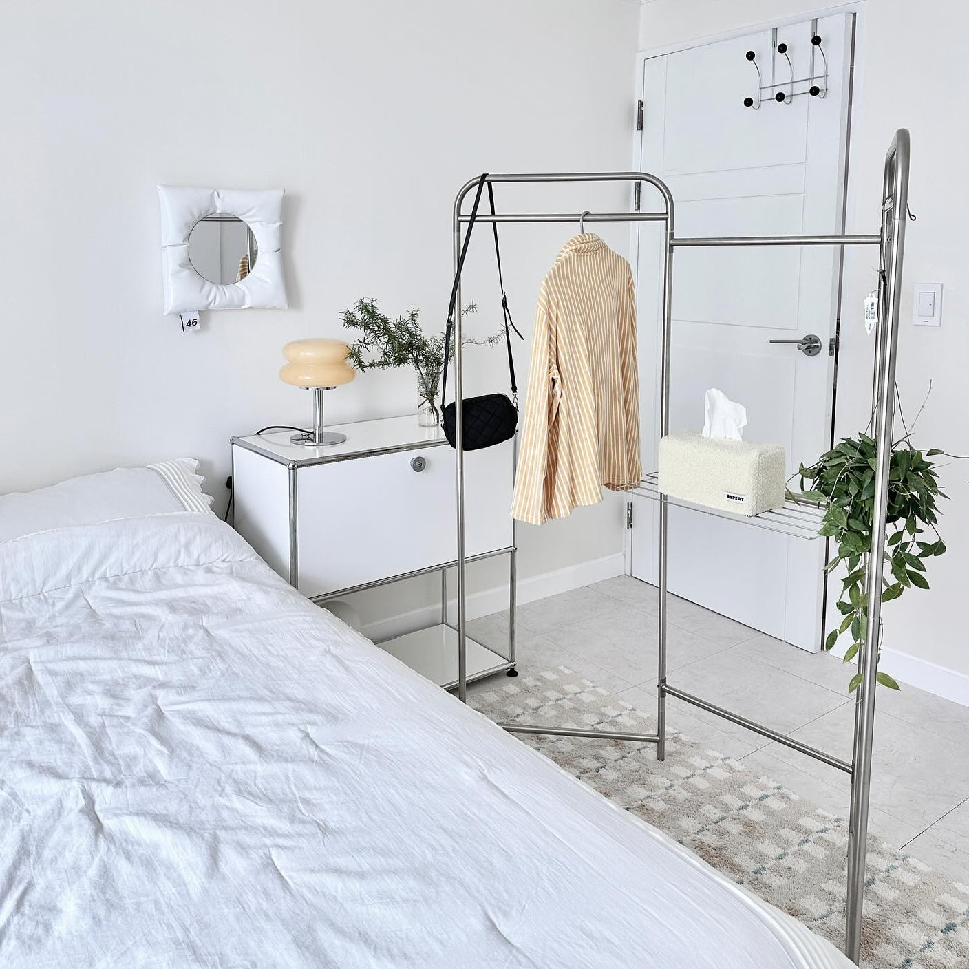 Roomnhome|フォールディングパーテーションハンガー