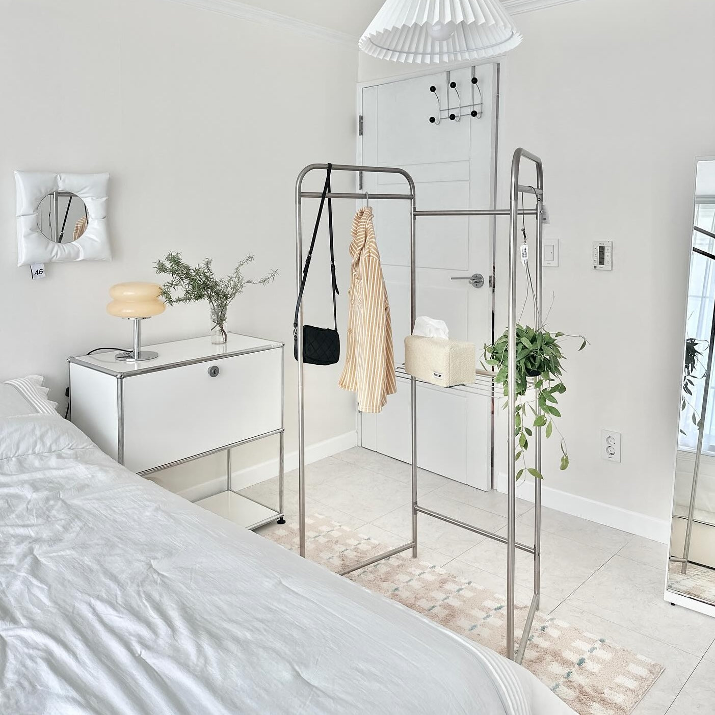 Roomnhome|フォールディングパーテーションハンガー
