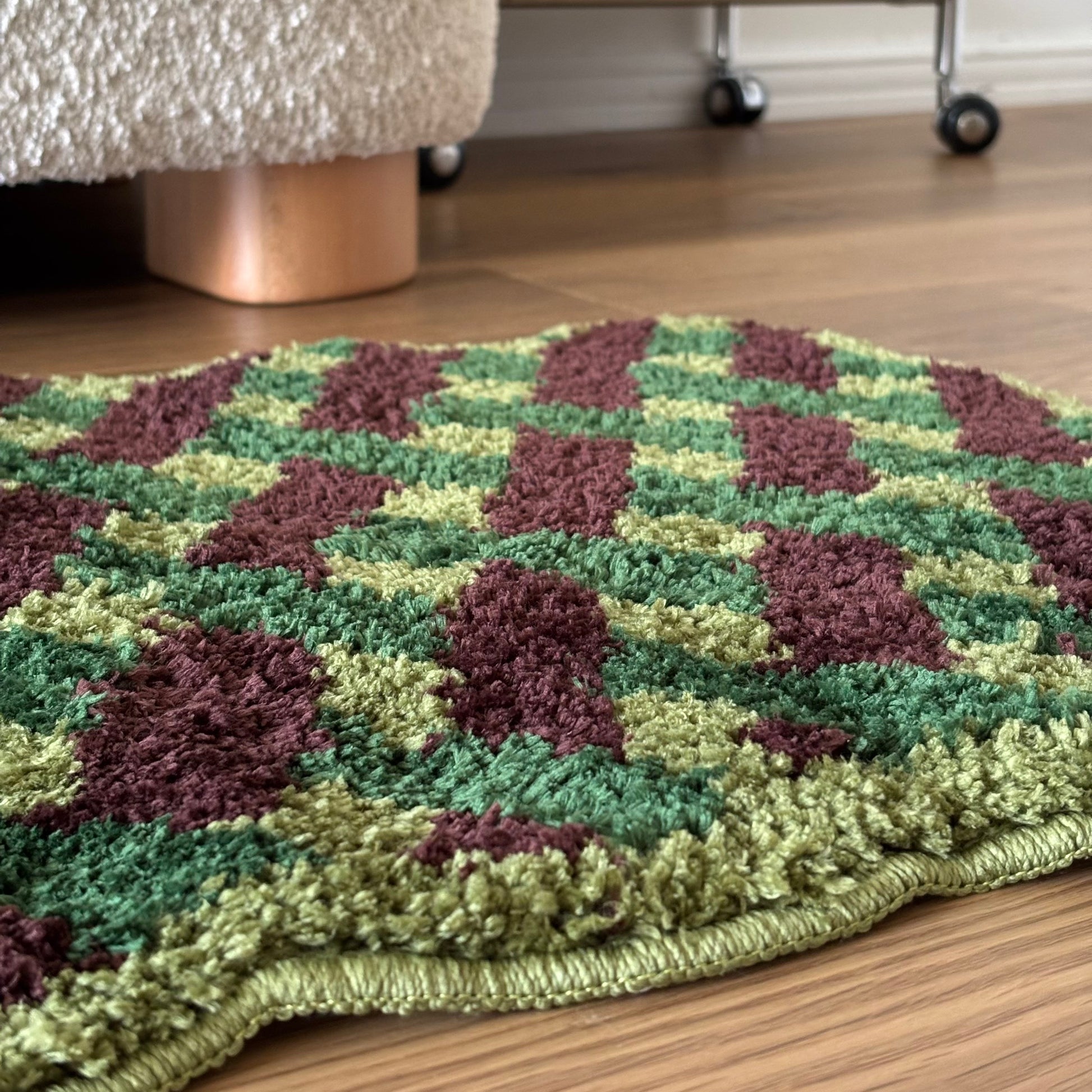 グリーンのウェーブクロス柄のミニラグ