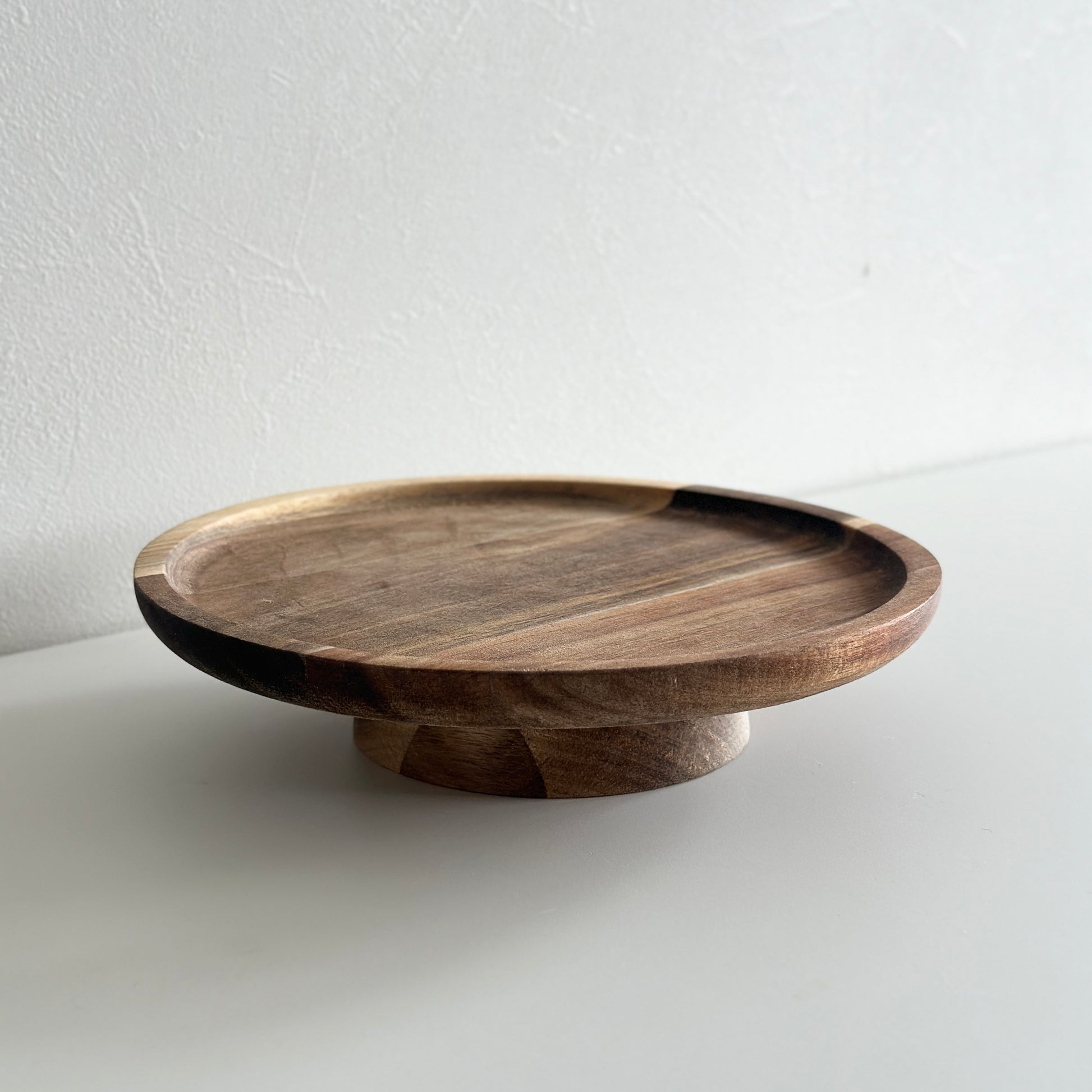 ウッド素材のコンポート