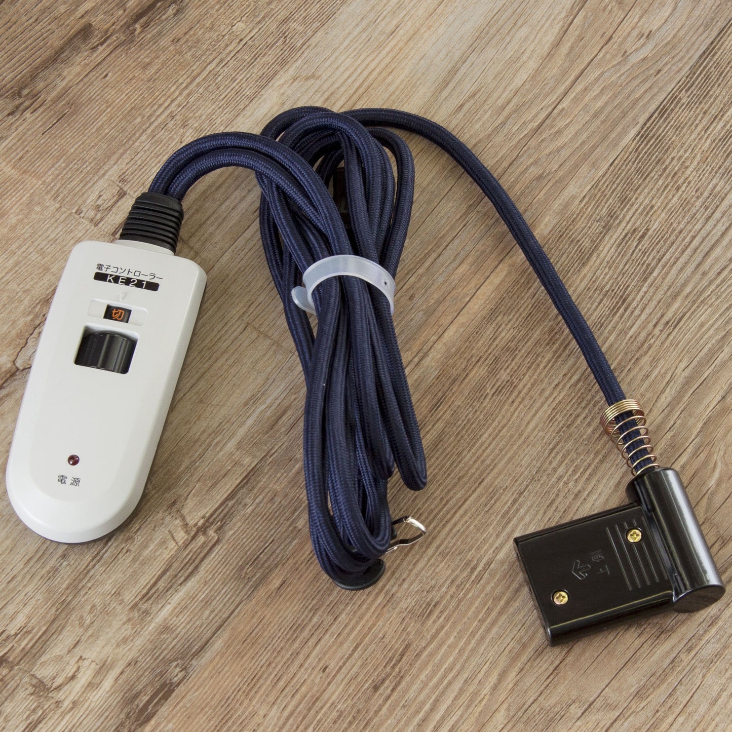 こたつテーブルのコード