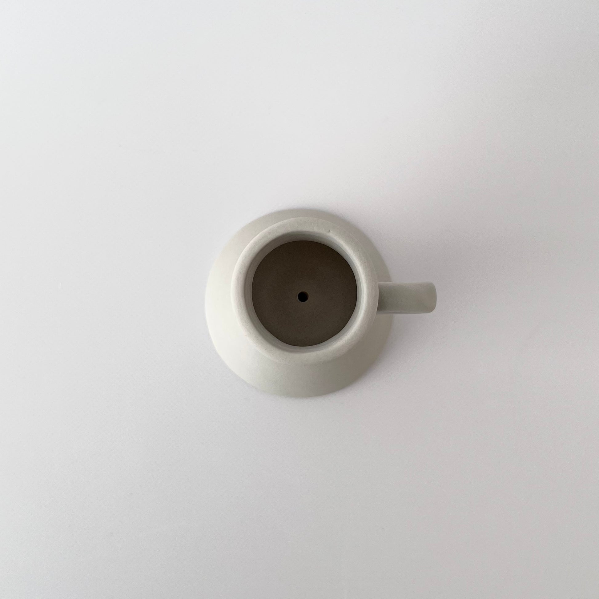 上から見たマッドホワイトのキャンドルホルダー