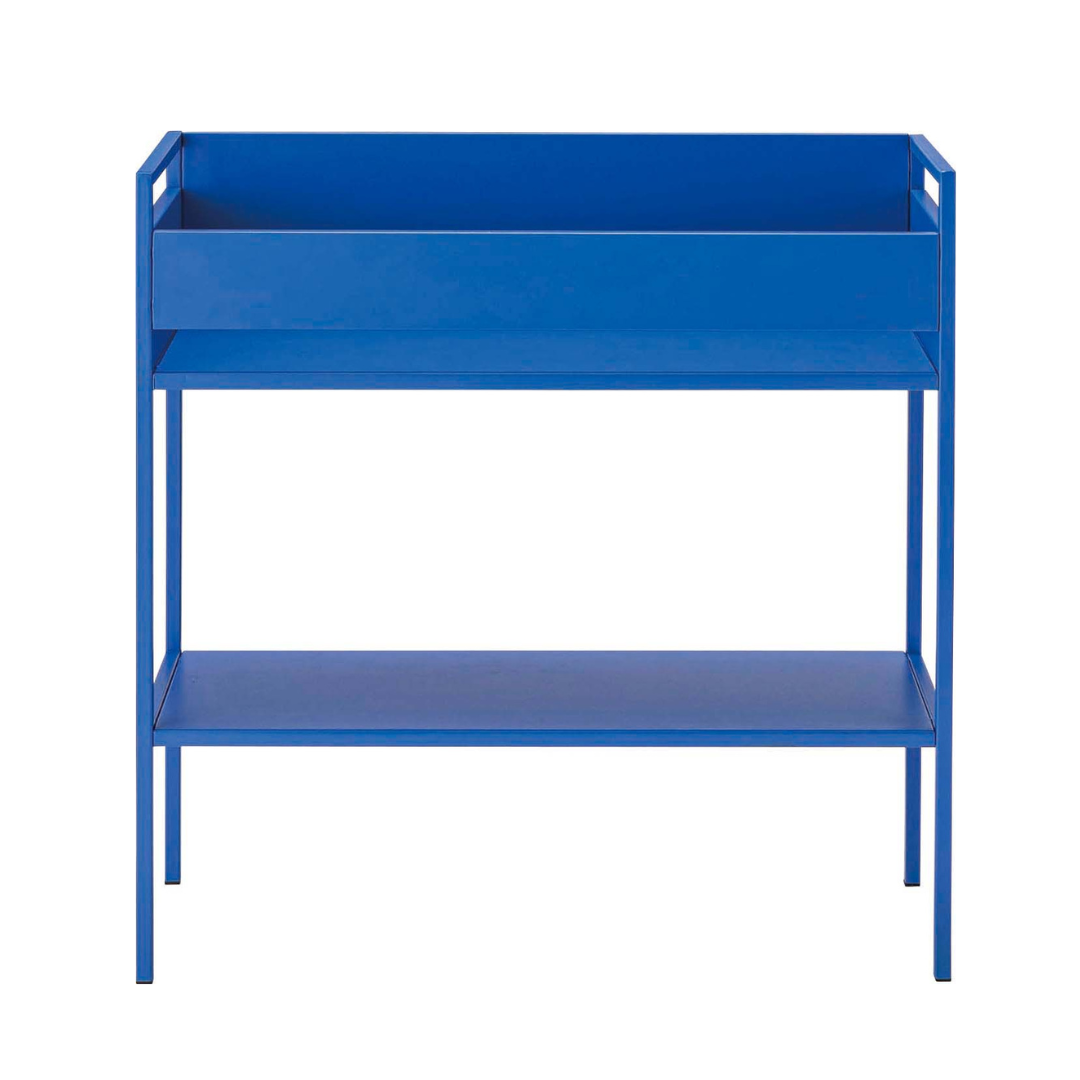 ブルーのポップなカラーのラック