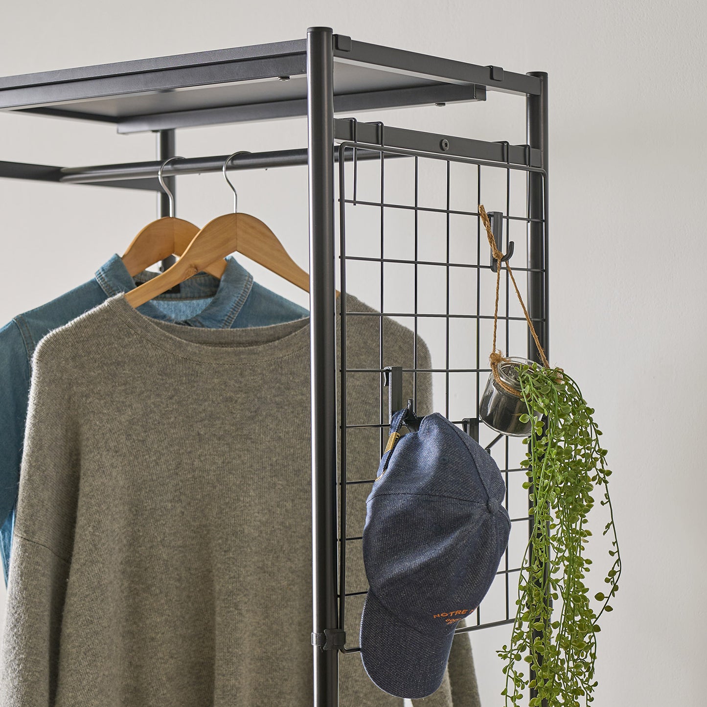 Roomnhome｜カスタムハンガーラック