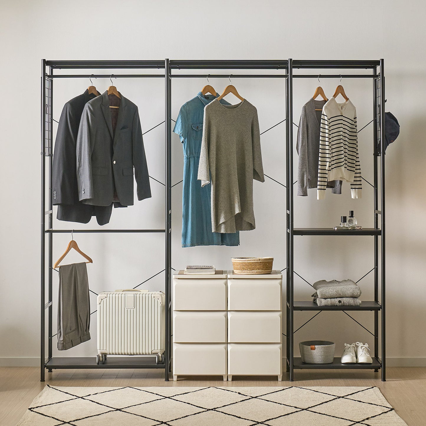 Roomnhome｜カスタムハンガーラック