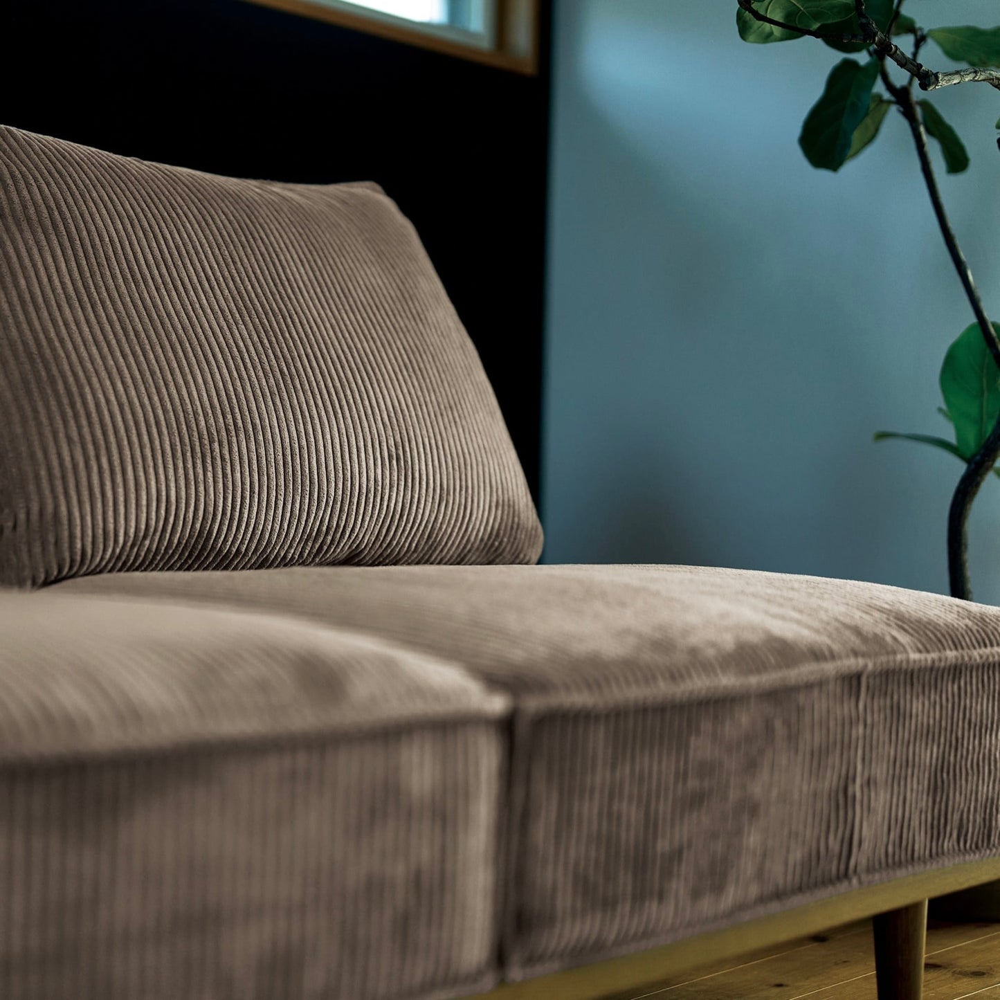 グラウンドソファ