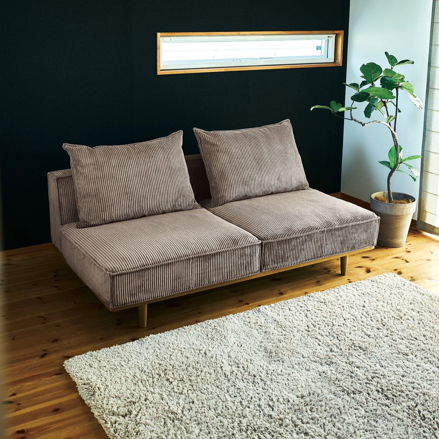 グラウンドソファ