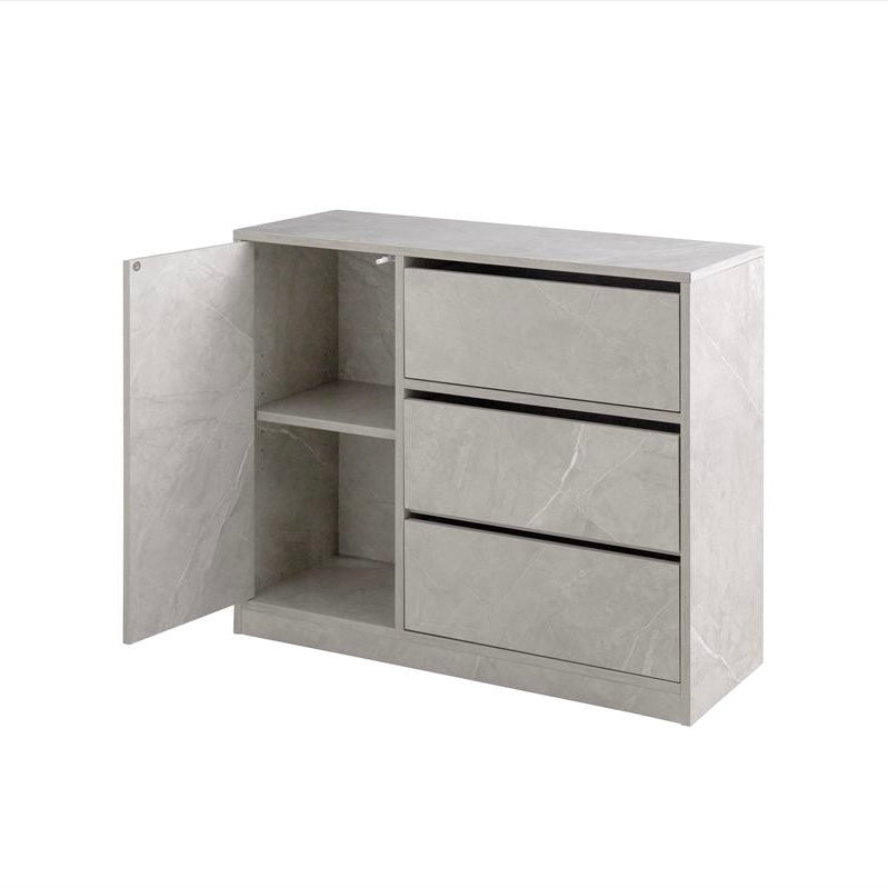 キャスターがついたグレーのチェスト