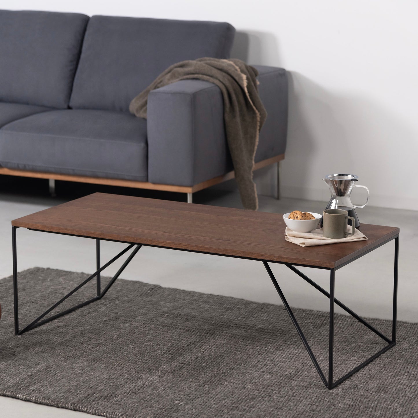 クローブリビングローテーブル