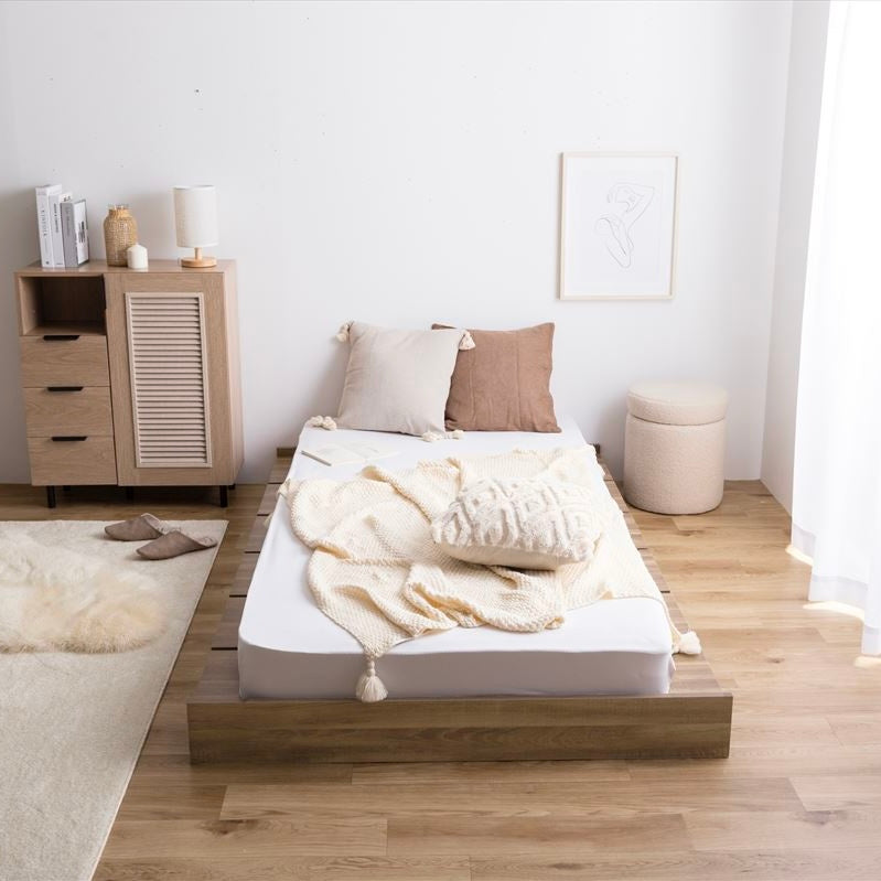 ブラウンカラーのシングルサイズすのこベッド