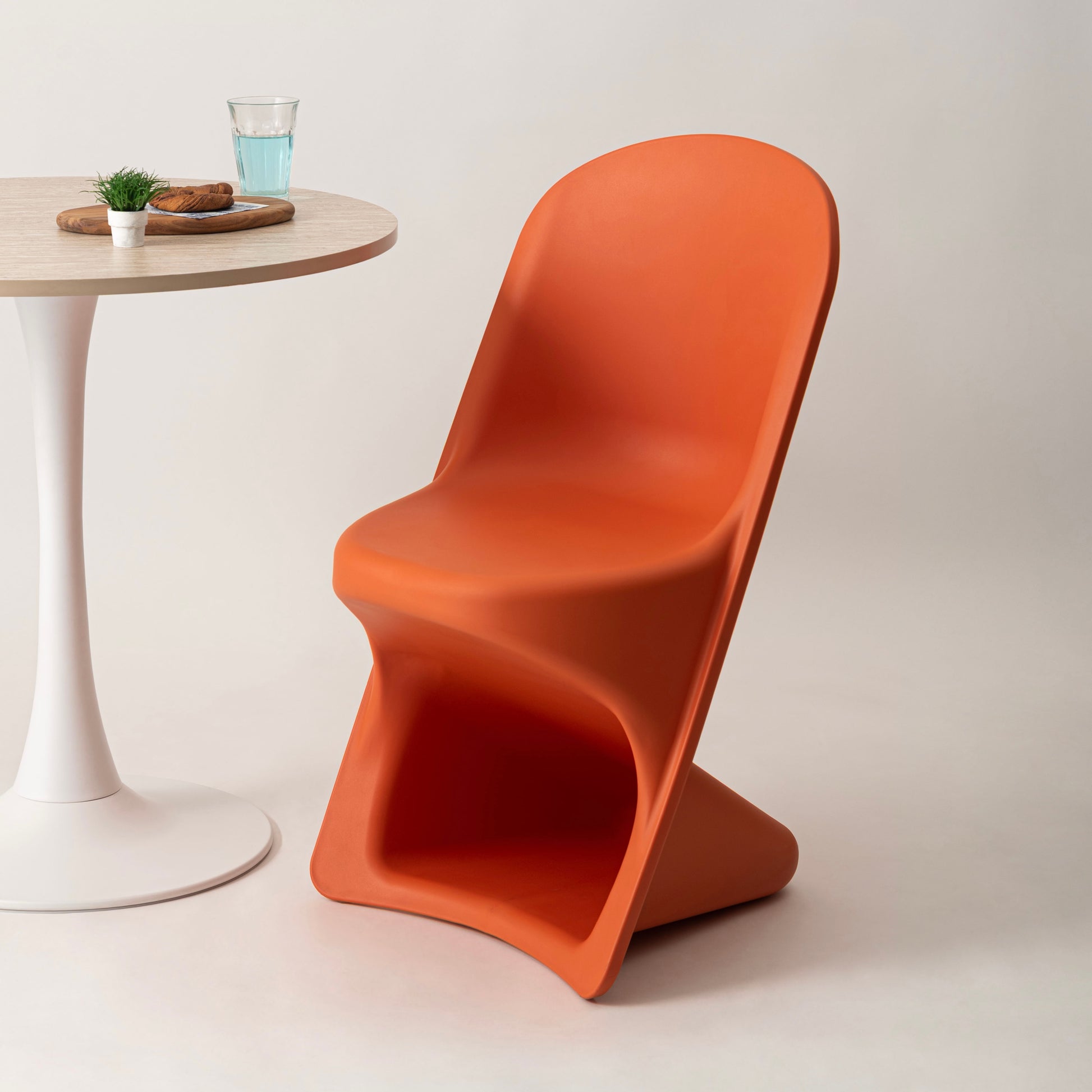 ダイニングチェア｜ユニークスタッキングチェア - territory