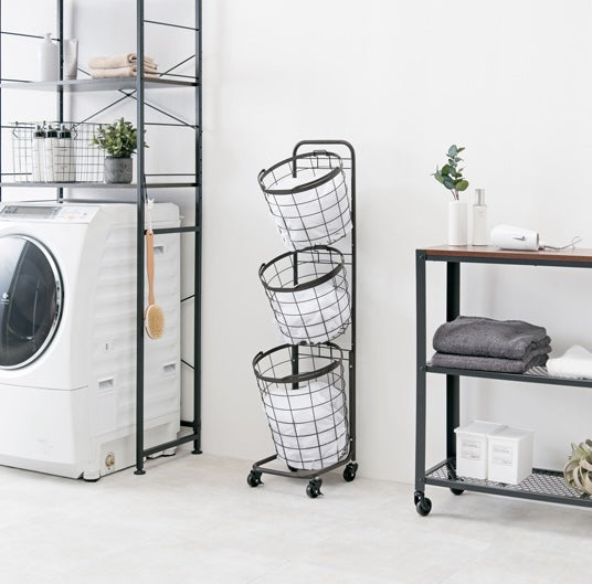 ダークブラウンのキャスター付き3段丸型バスケットランドリーラック