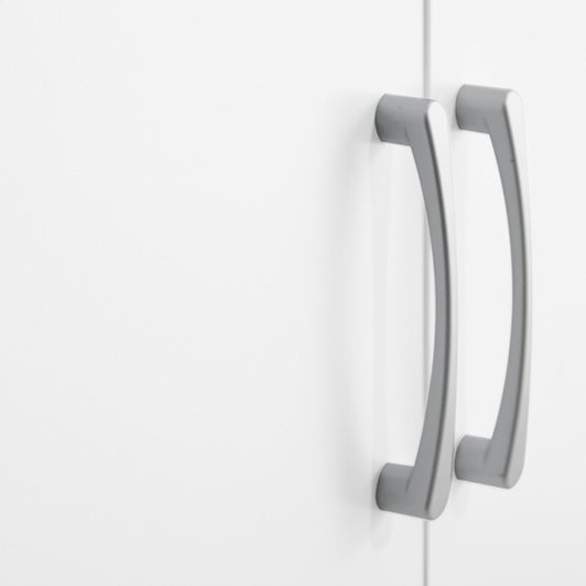 ホワイトのシューズラックの取手部分