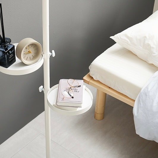 トレイ部分が丸型の突っ張りポールラック