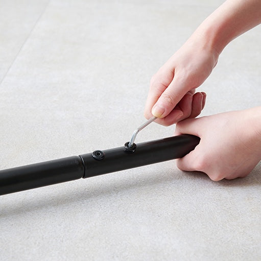 突っ張り伸縮ハンガーラック