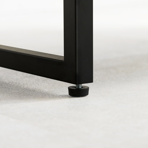 コンクリート風のスタイリッシュなローテーブルの脚部分のアジャスターの写真