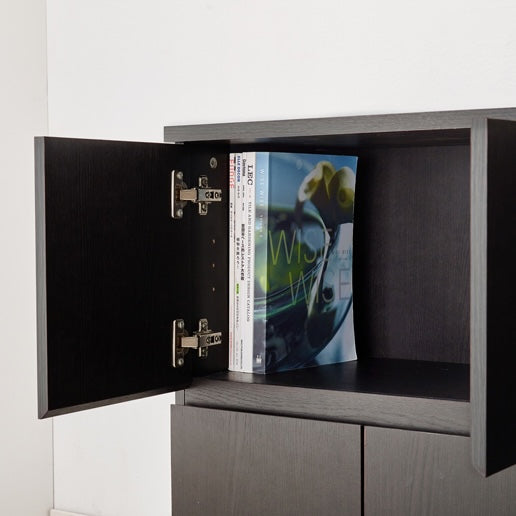 [幅79cm]可動棚付き木目調キャビネット