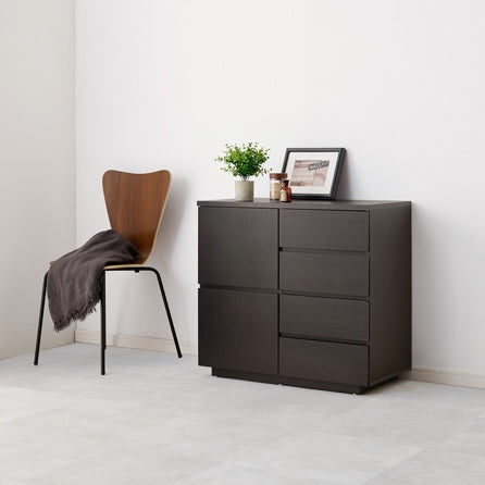 [幅79cm]可動棚付き木目調キャビネット