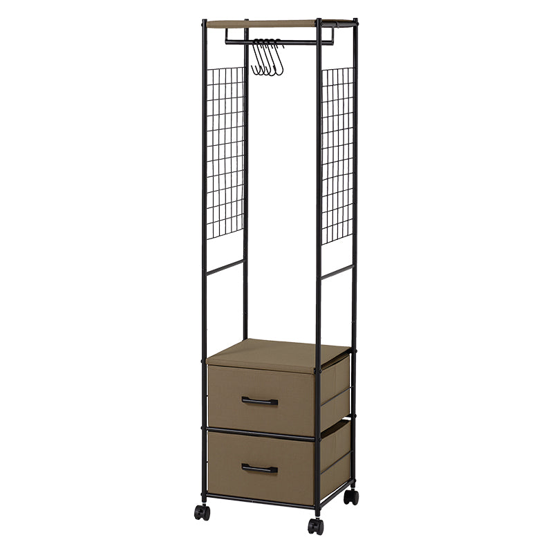 ブラウンのスリムなハンガーラック