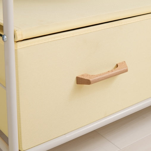 ホワイトのファブリック収納付きハンガーラックの収納部分