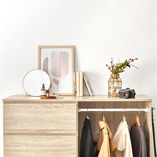 ハンガーラック付きチェスト