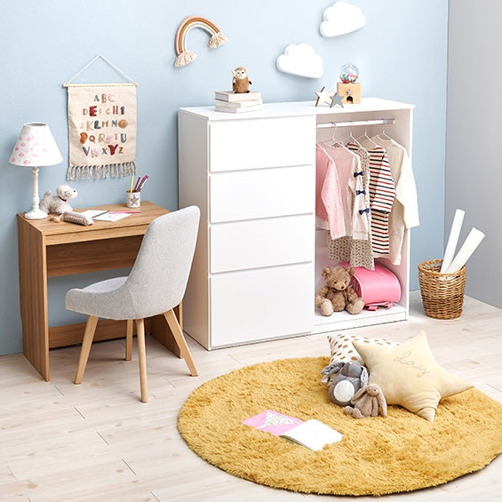 ハンガーラック付きチェスト