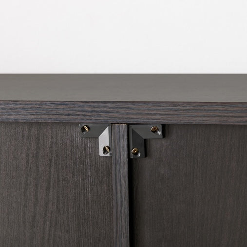 木目調扉付きキャビネット