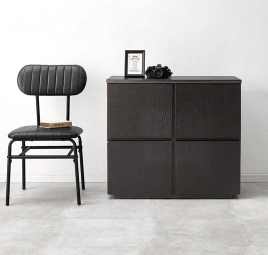 木目調扉付きキャビネット