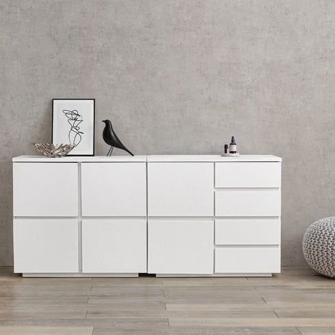 木目調扉付きキャビネット