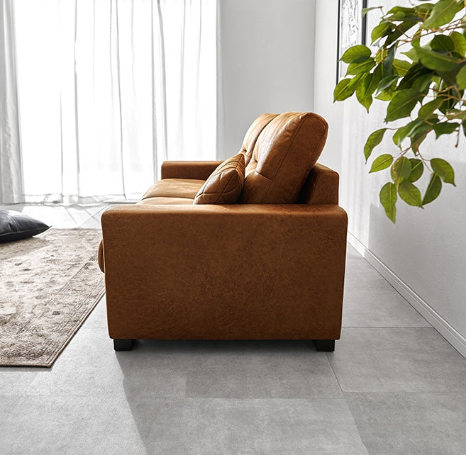 レザー調ボリュームソファ