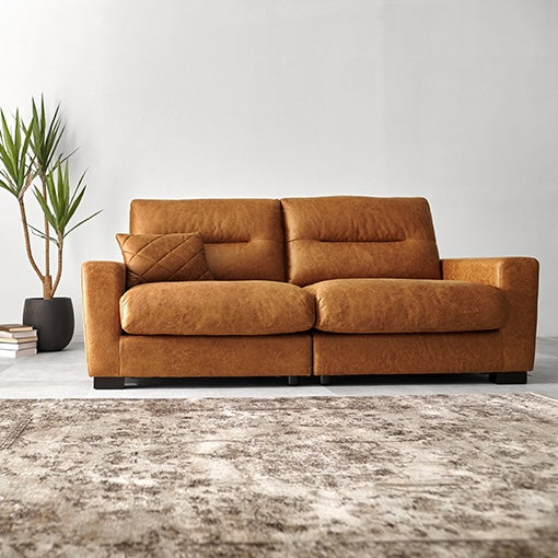 レザー調ボリュームソファ