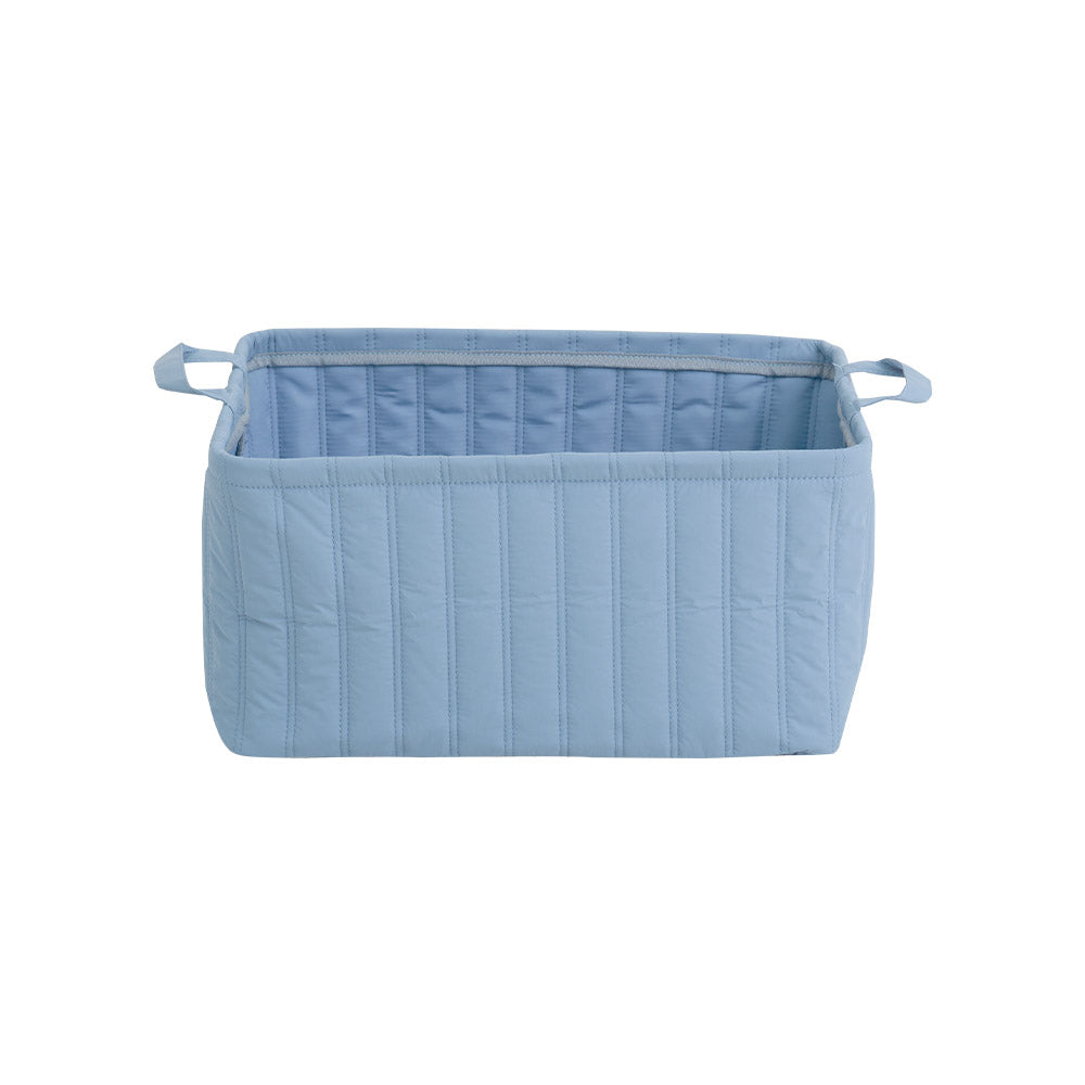 キルティング素材のブルーのバスケット