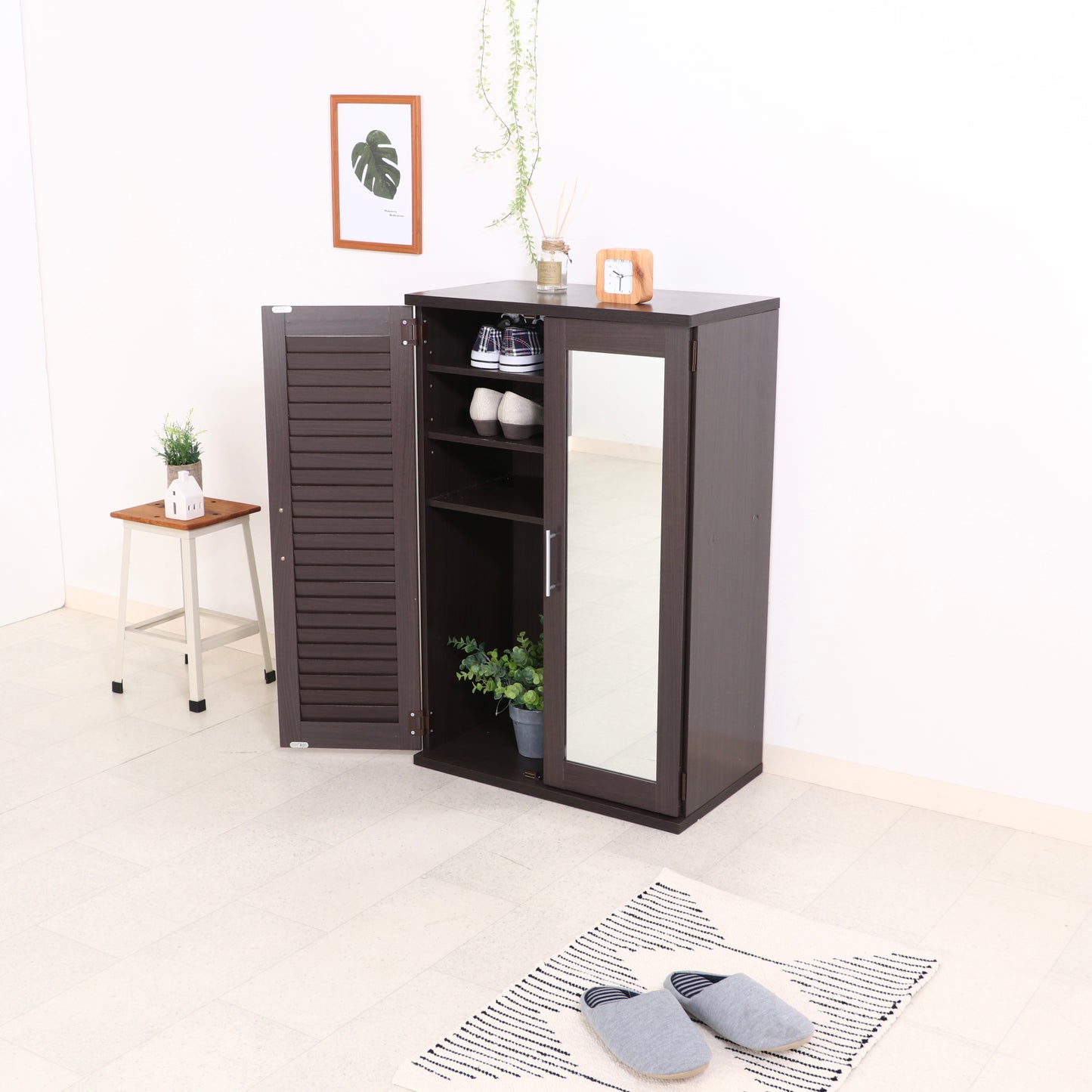 ミラー付きルーバーシューズボックス