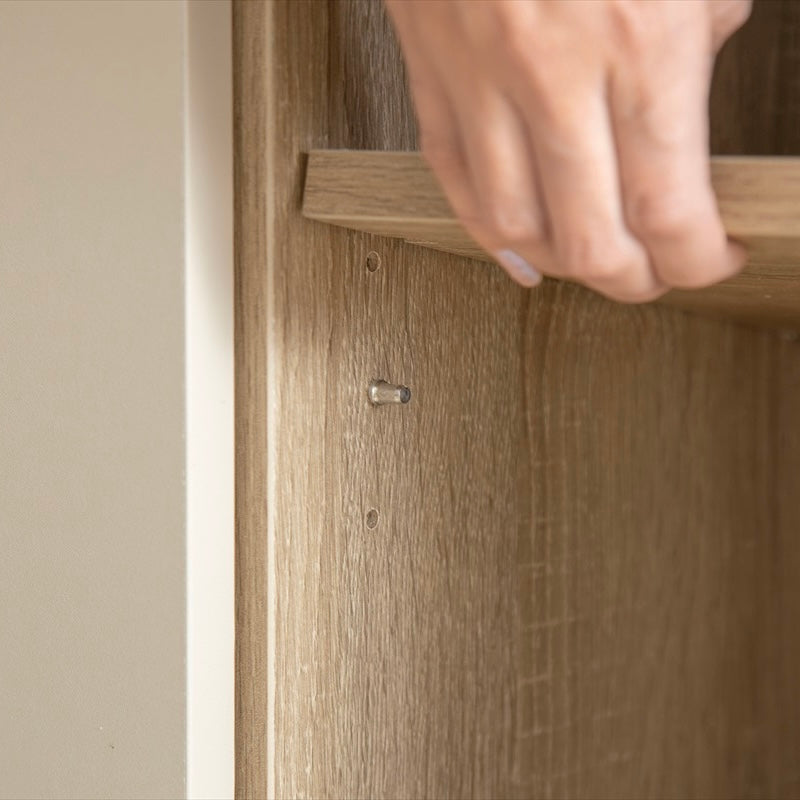 キャビネットのダボ部分