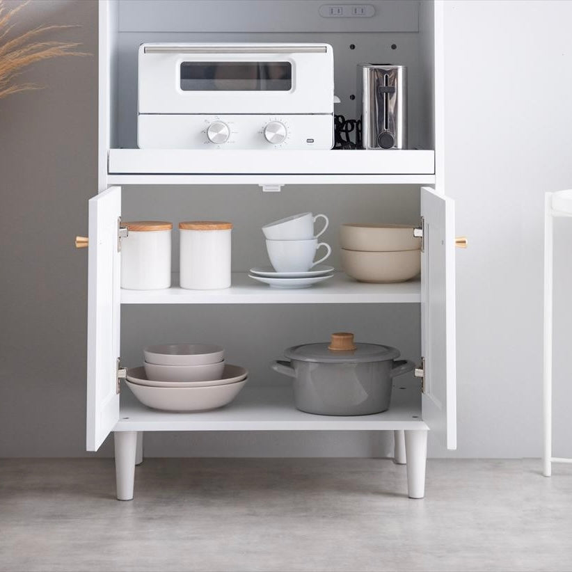 ホワイトカラーのレンジ台の収納部分