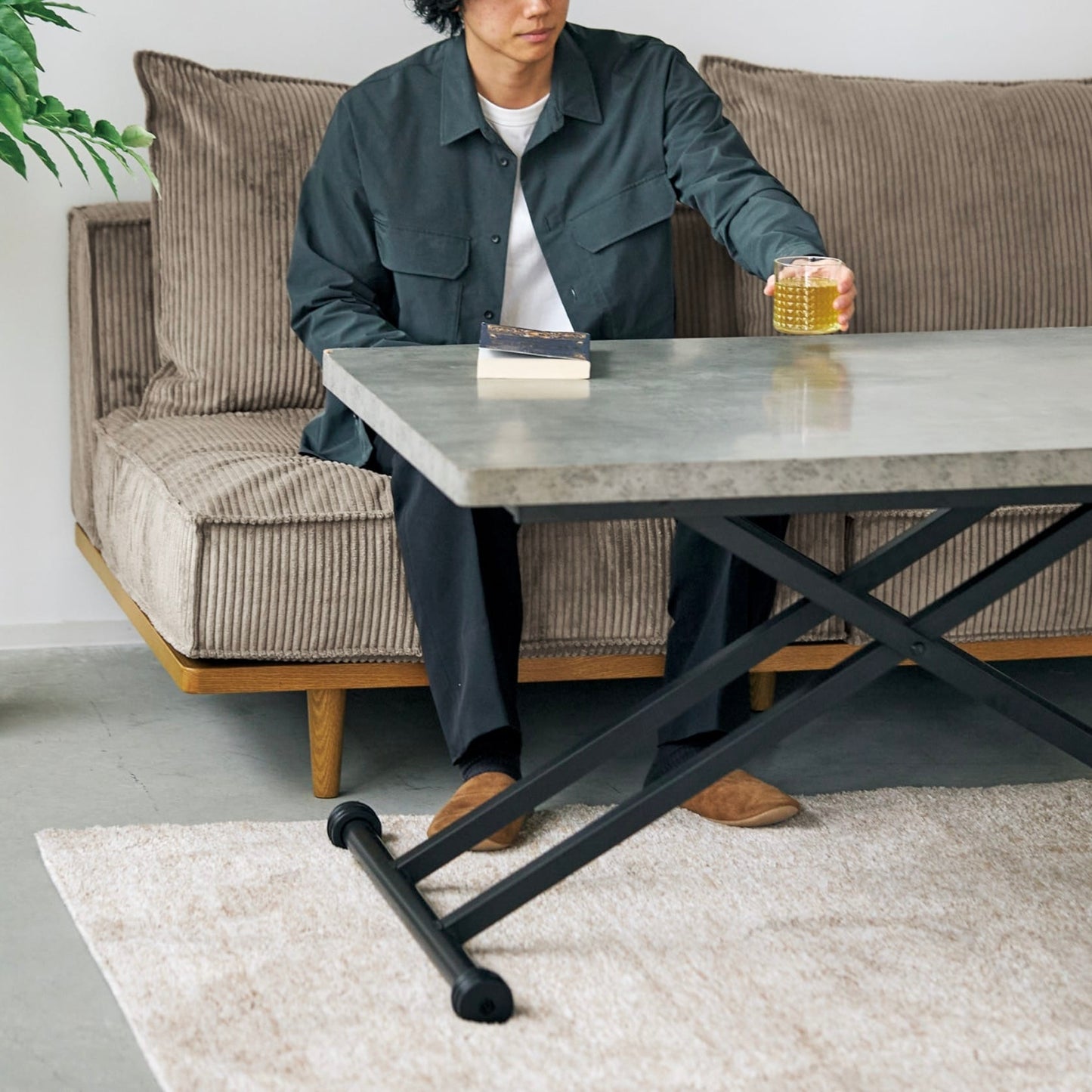 グラウンドソファ