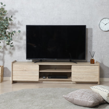 部屋のリビングにホワイトオークカラーの幅160cmのテレビボードが置いてある写真