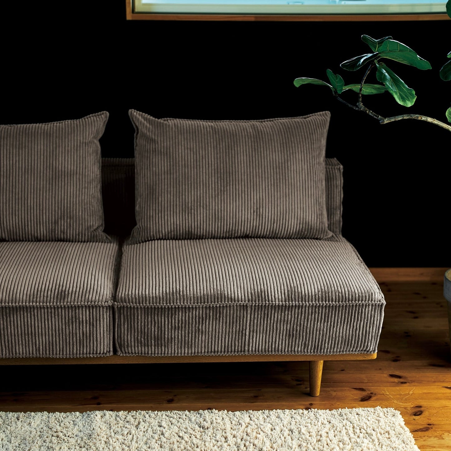 グラウンドソファ