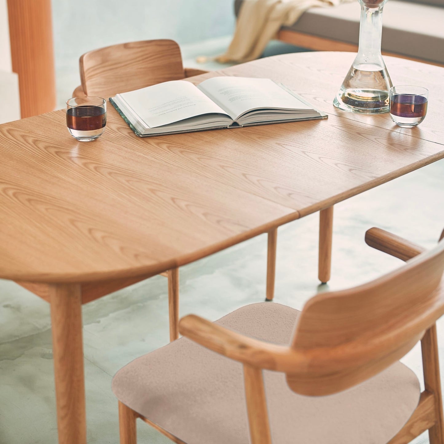 ヌークエクステンションダイニングテーブル