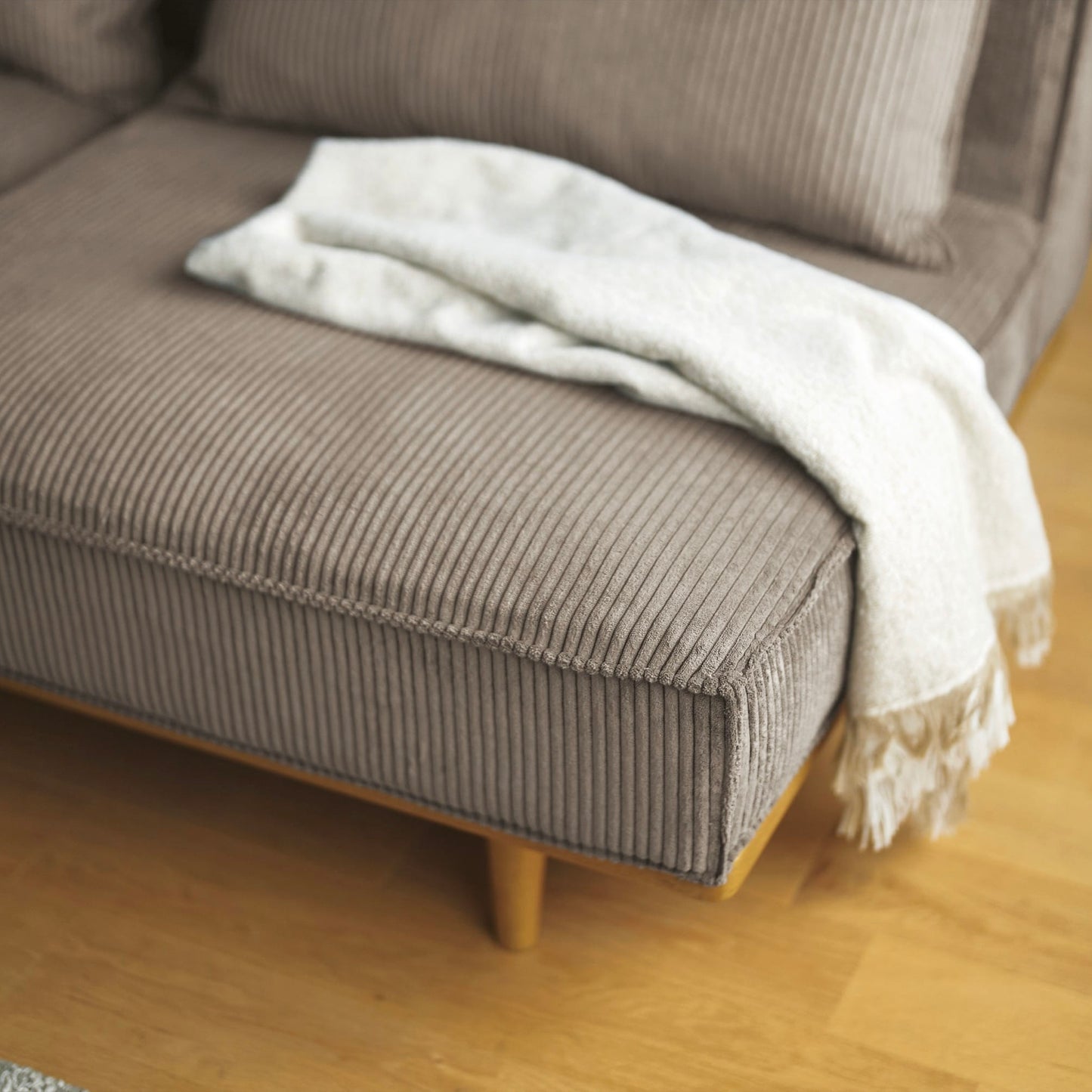 グラウンドソファ