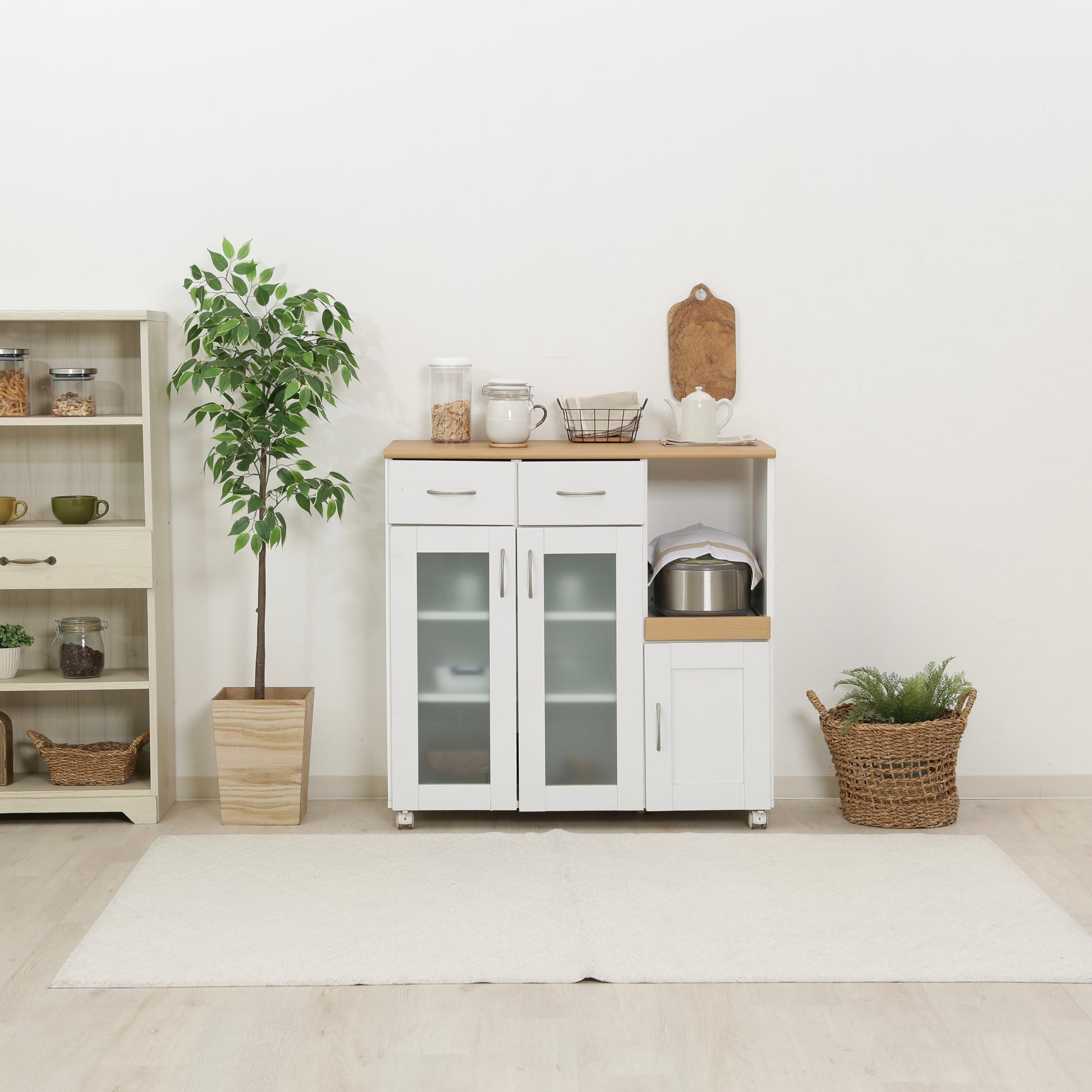 収納がついたキッチンカウンター