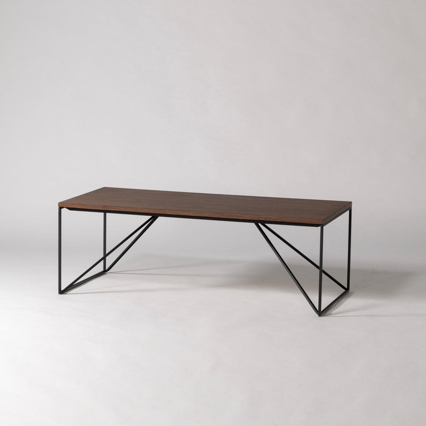 クローブリビングローテーブル