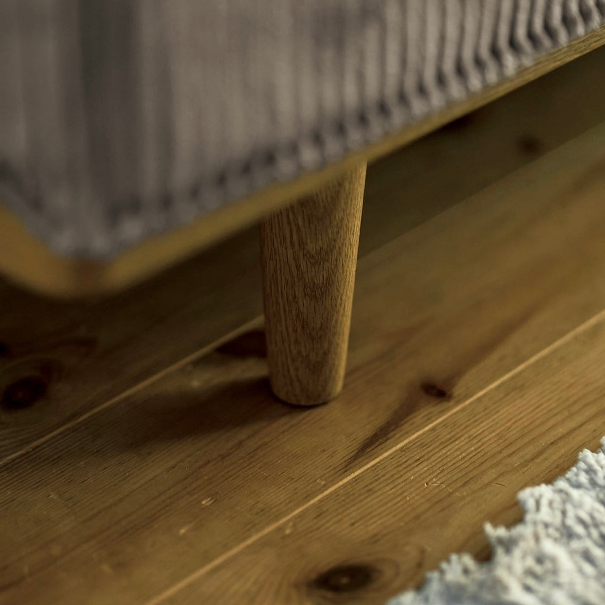 グラウンドソファ