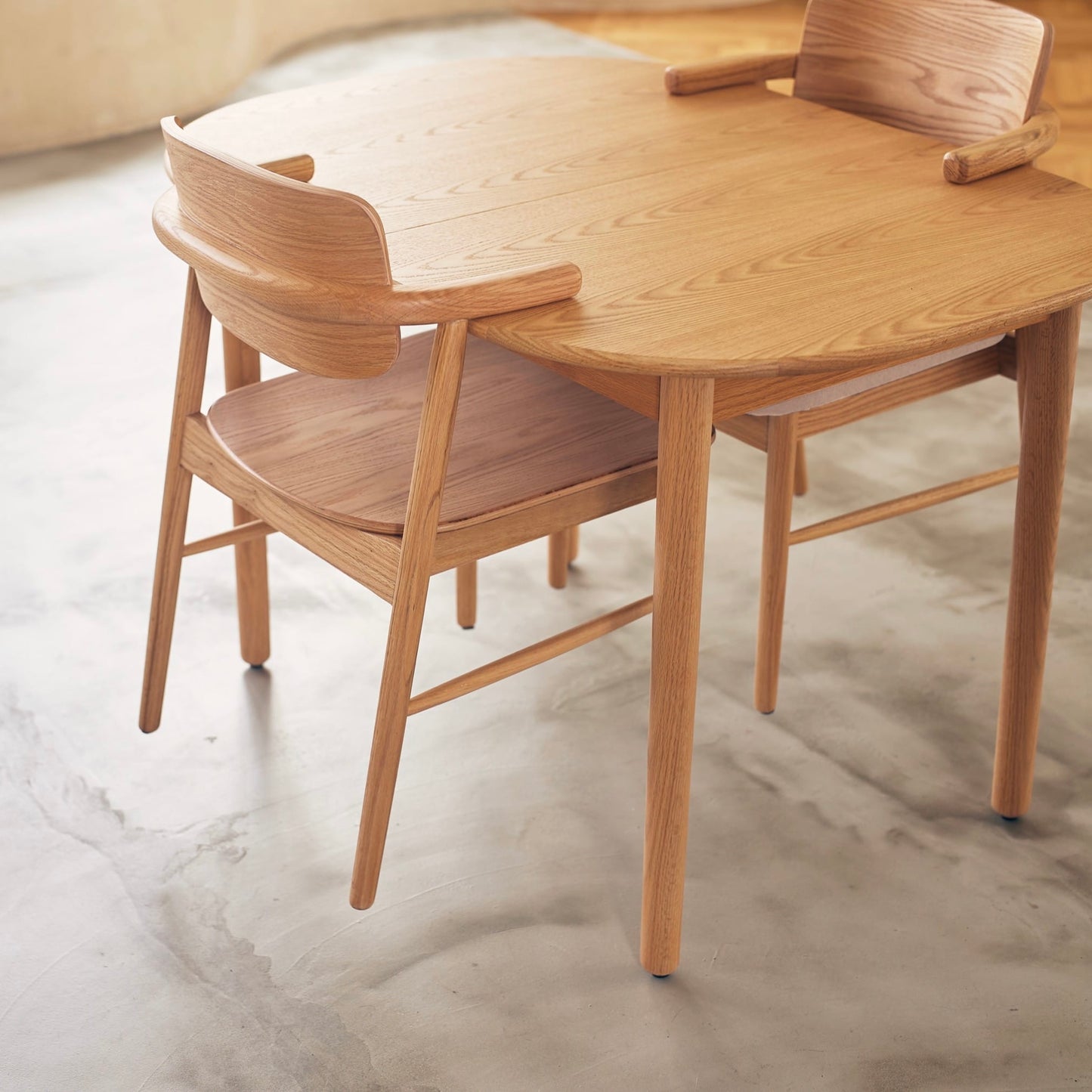 ヌークダイニングハーフアームチェア