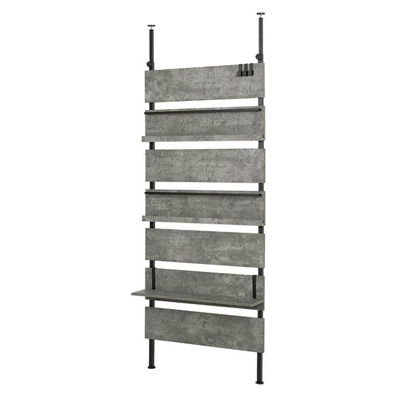 グレーの突っ張りディスプレイラック