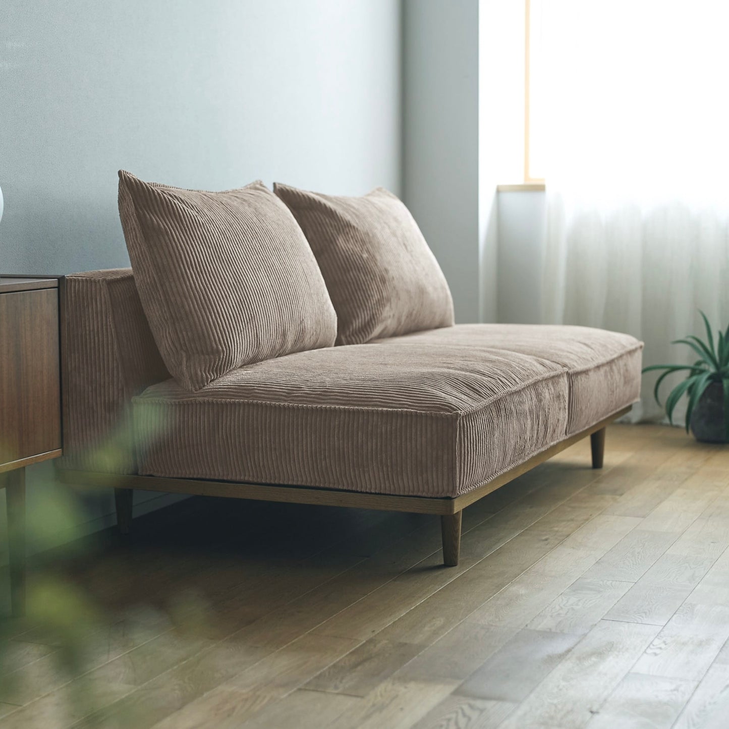 グラウンドソファ