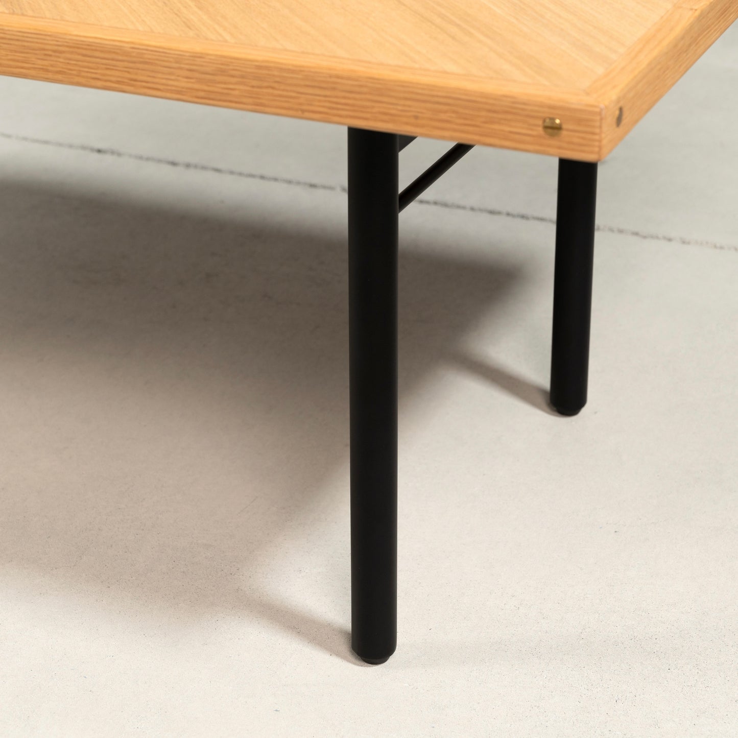 ジュニパーリビングローテーブル