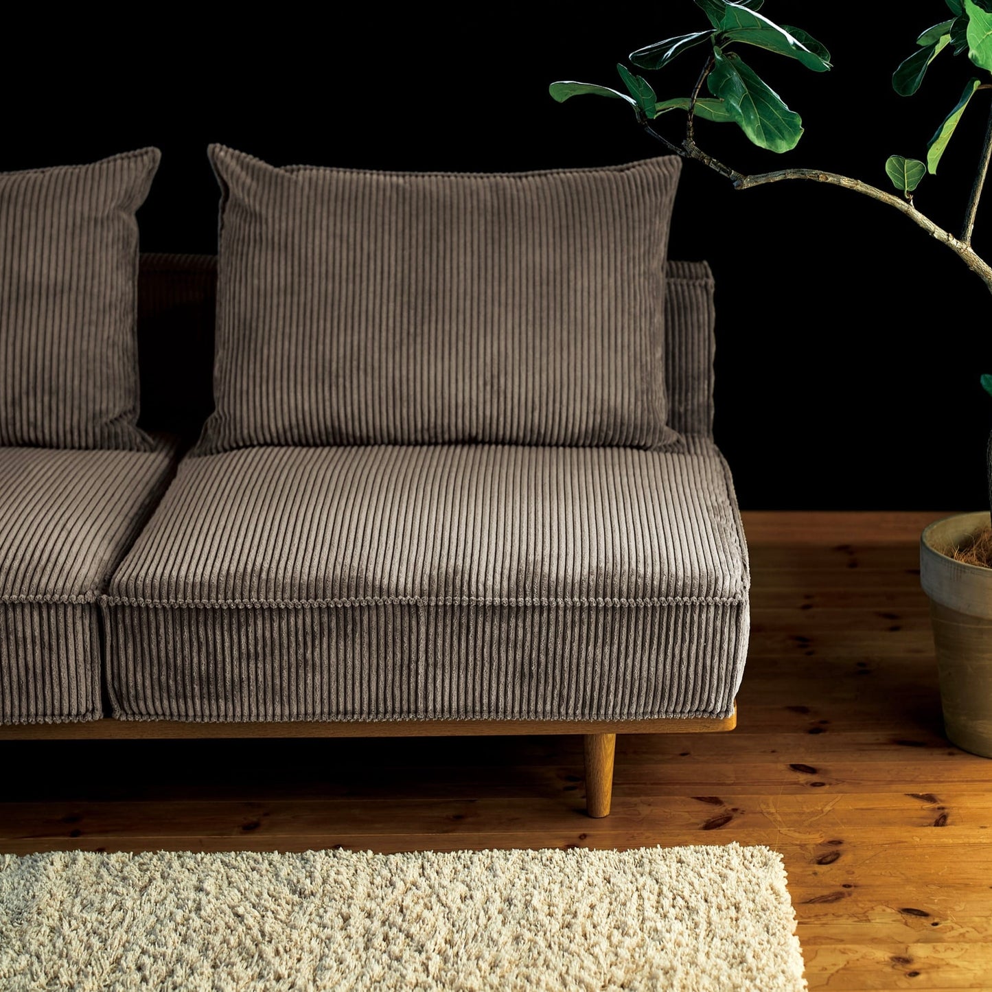 グラウンドソファ