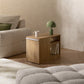 ゴミ箱が付いたナチュラルなサイドテーブル
