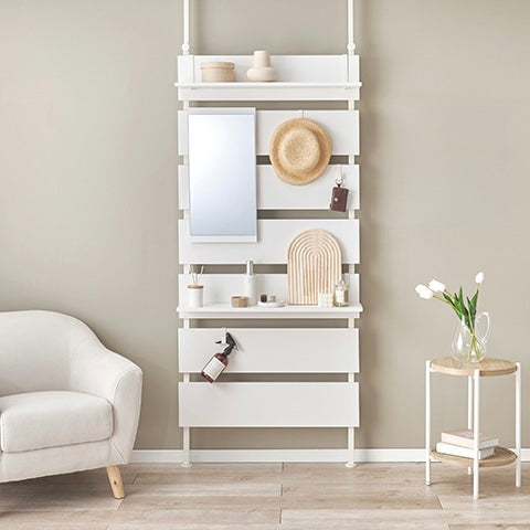 ホワイトの突っ張りミラー付きラック